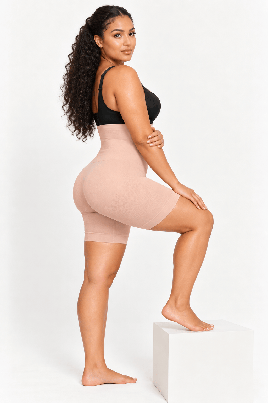 Pantalones cortos esculpidos y sin costuras de cintura alta Powersculpt®